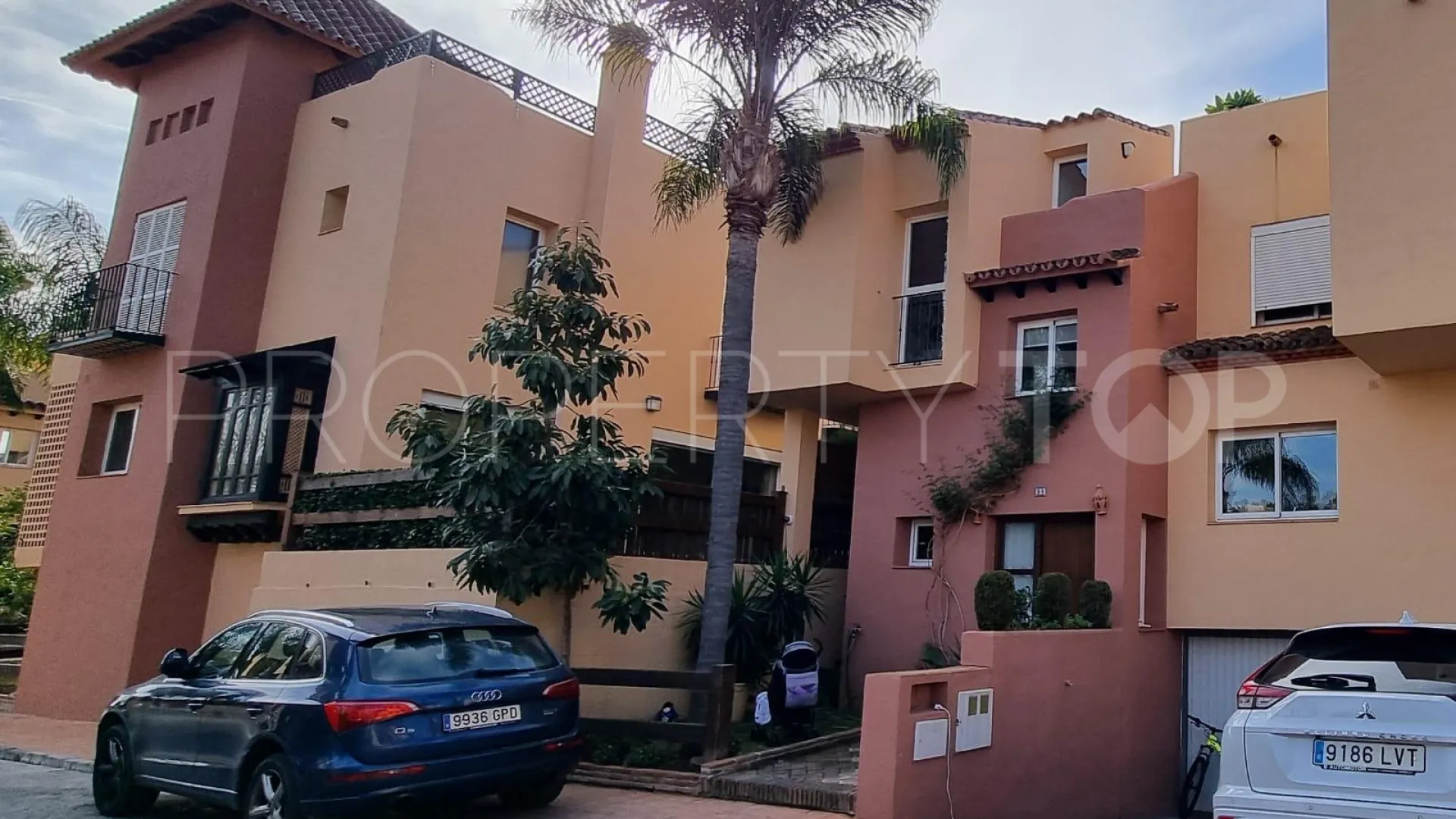 Adosado a la venta en Condes de Iza