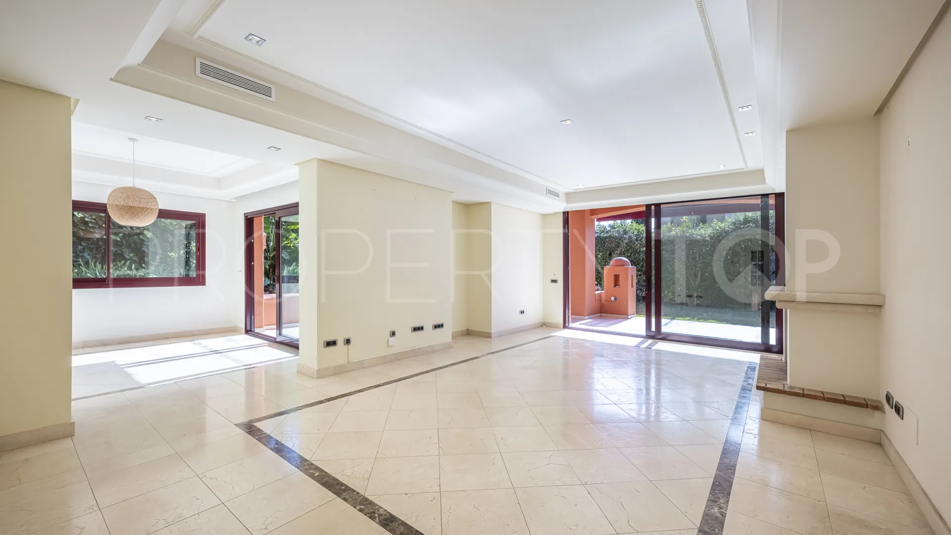 4 bedrooms Monte Marbella Club town house for sale