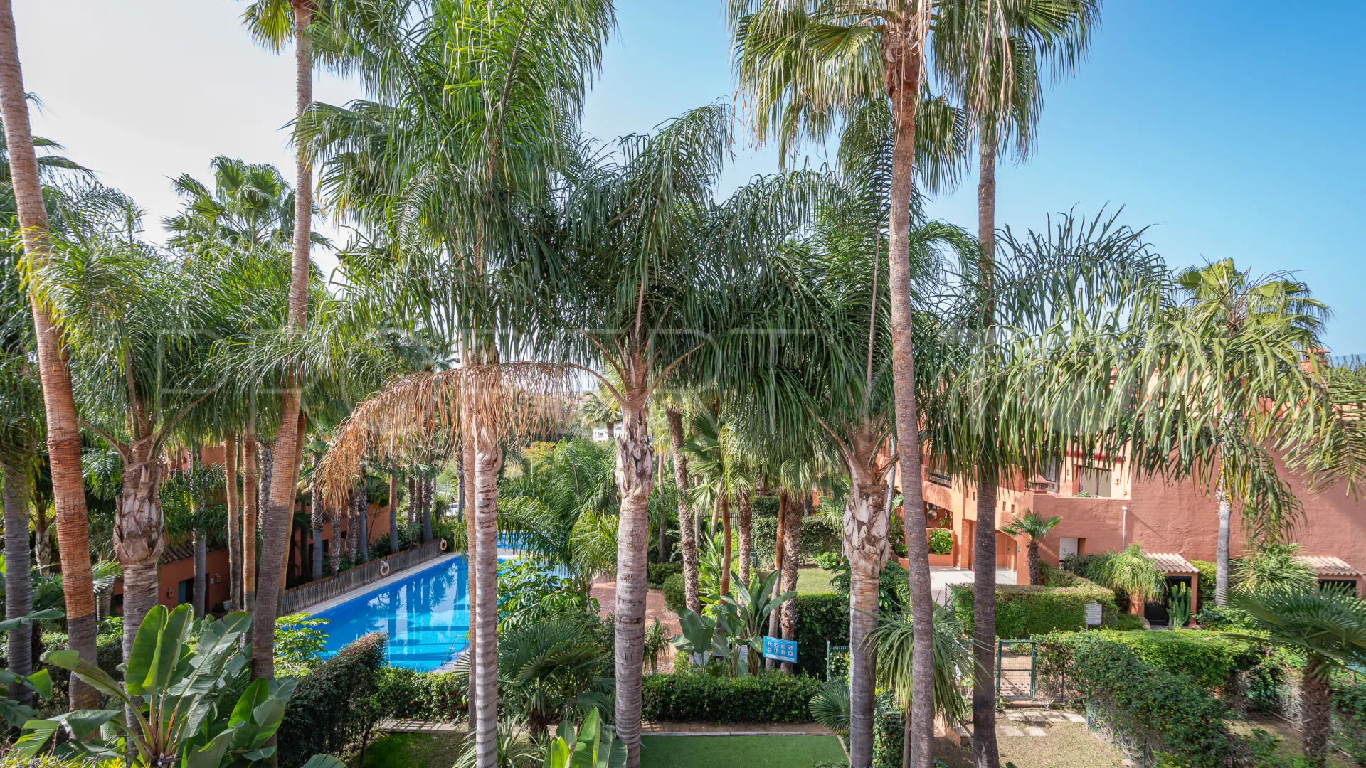 4 bedrooms Monte Marbella Club town house for sale