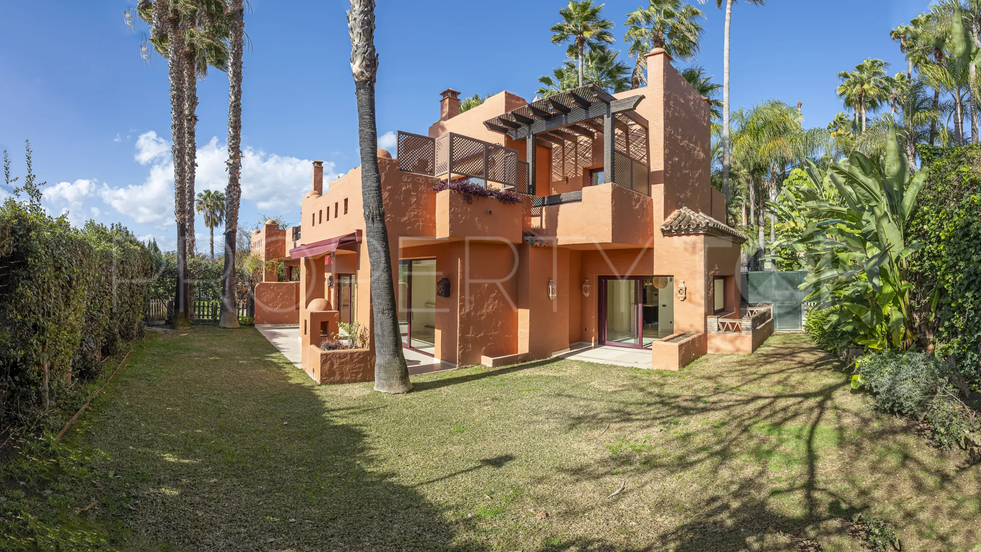 4 bedrooms Monte Marbella Club town house for sale