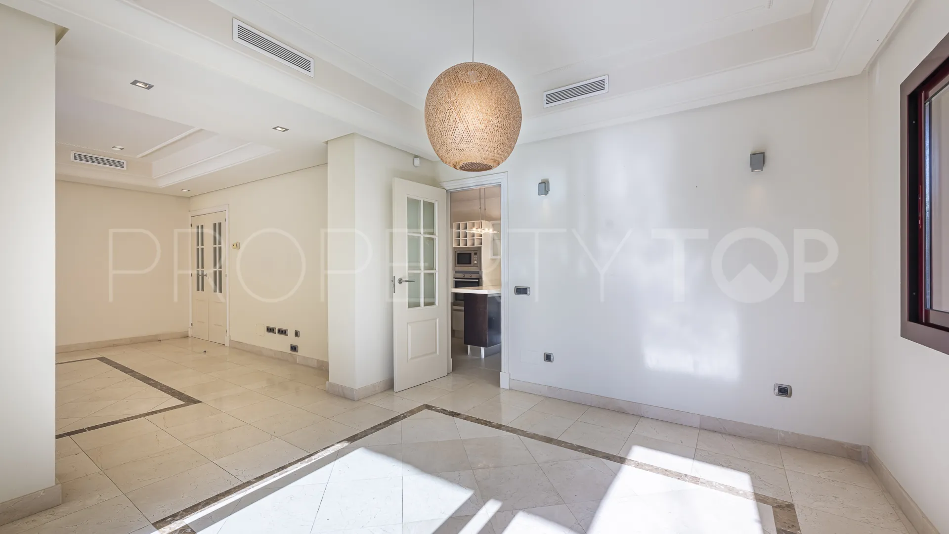 4 bedrooms Monte Marbella Club town house for sale