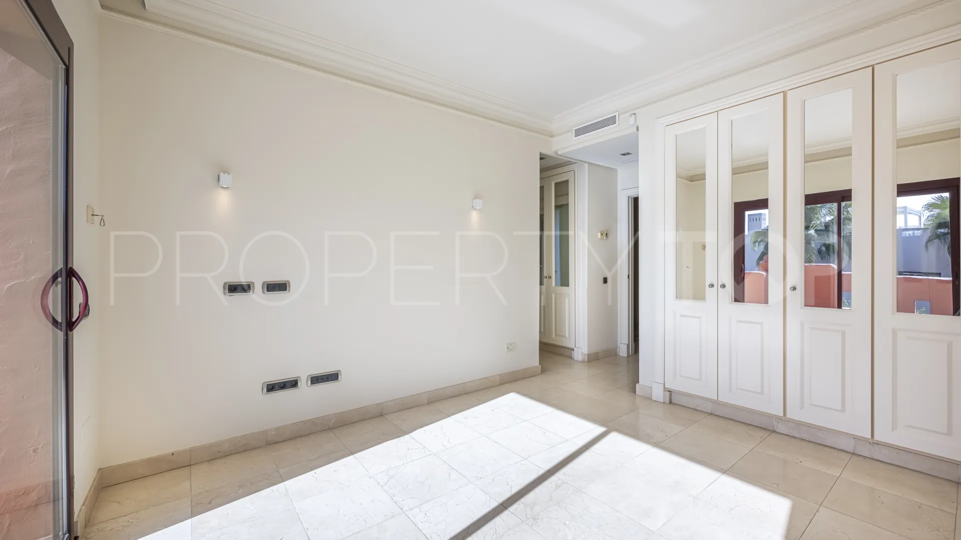 4 bedrooms Monte Marbella Club town house for sale
