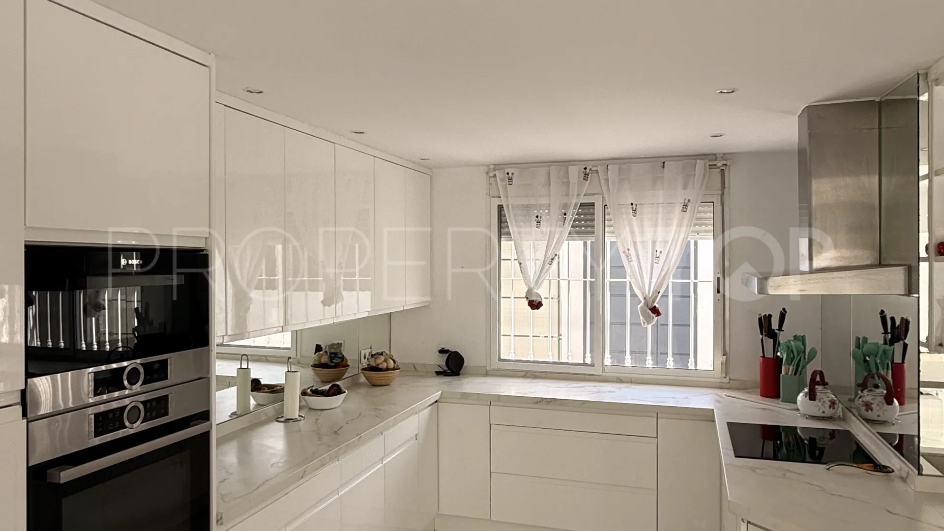 4 bedrooms Nagüeles villa for sale