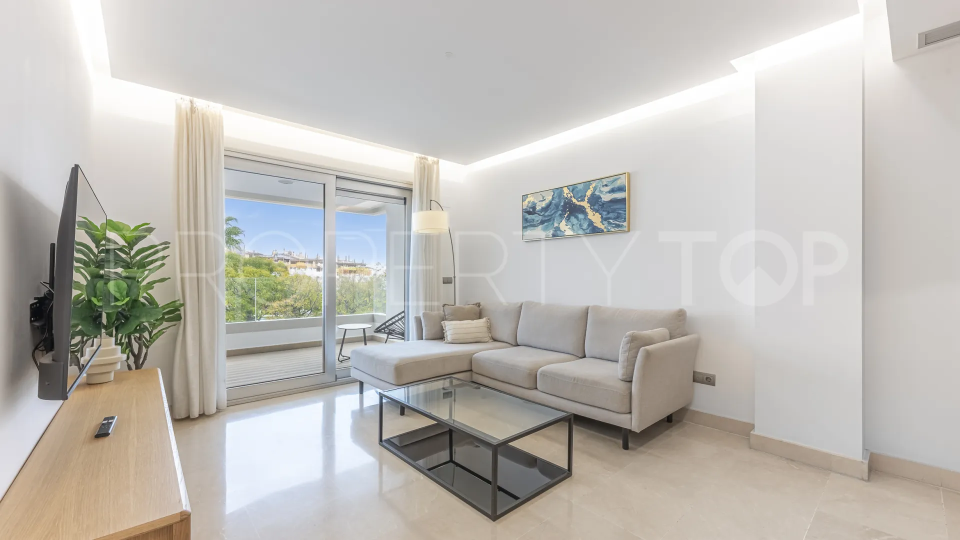 Comprar apartamento en San Pedro Playa de 3 dormitorios