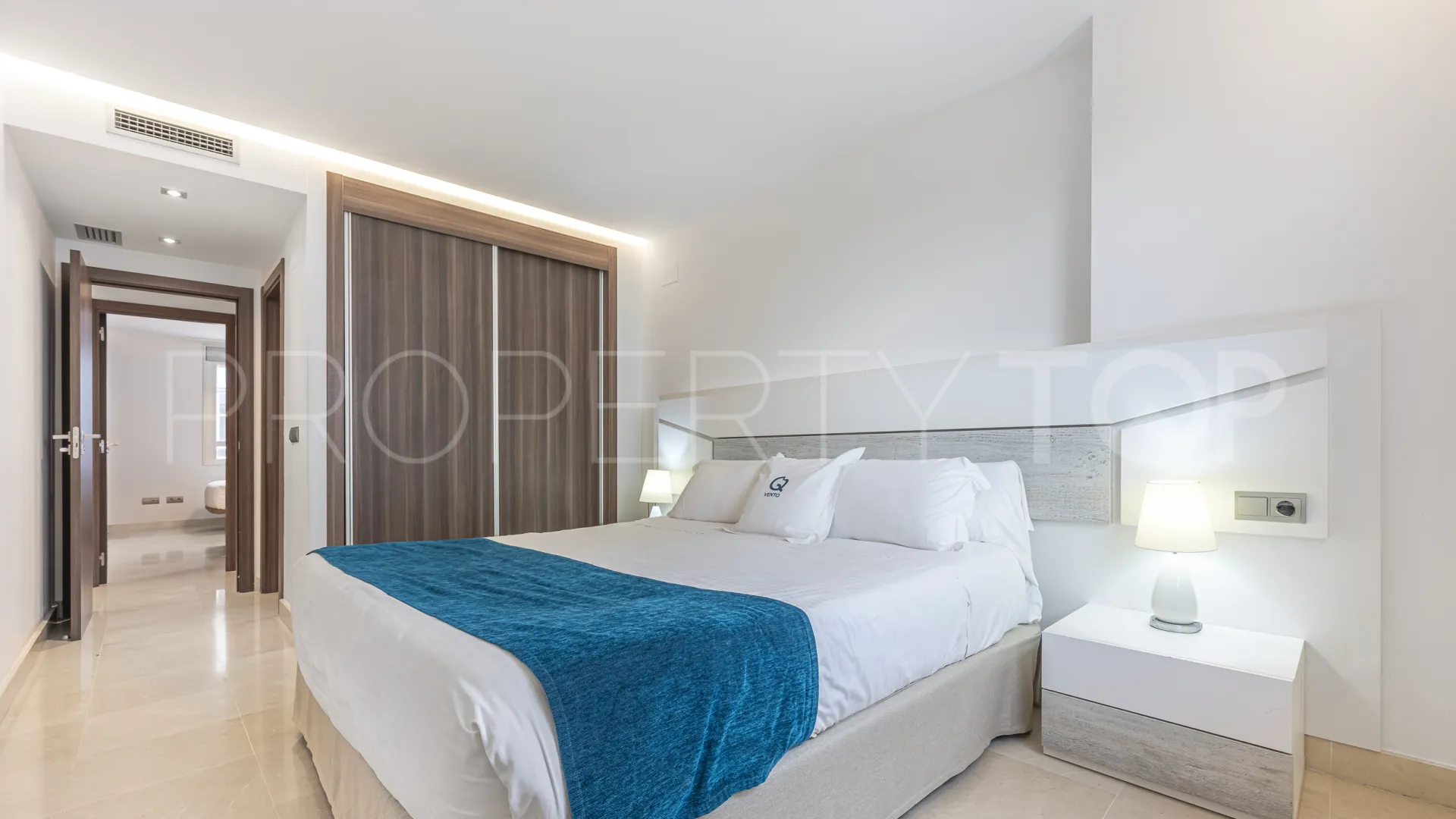 Comprar apartamento en San Pedro Playa de 3 dormitorios