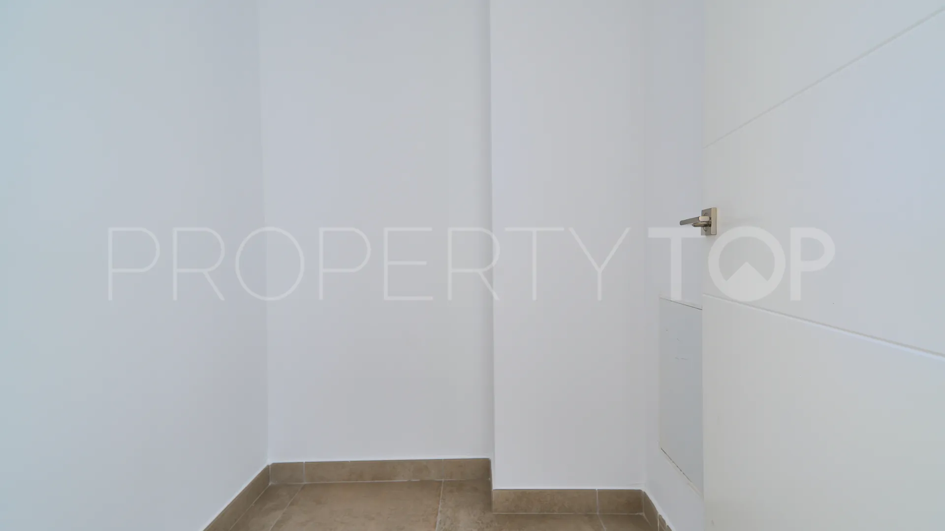 Comprar apartamento en Atalaya Golf de 3 dormitorios