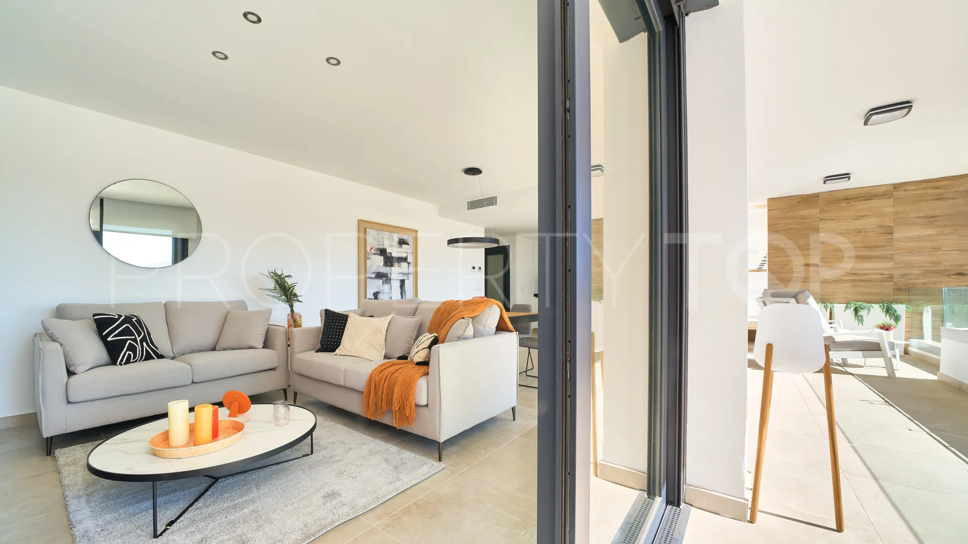 Comprar apartamento en Atalaya Golf de 3 dormitorios