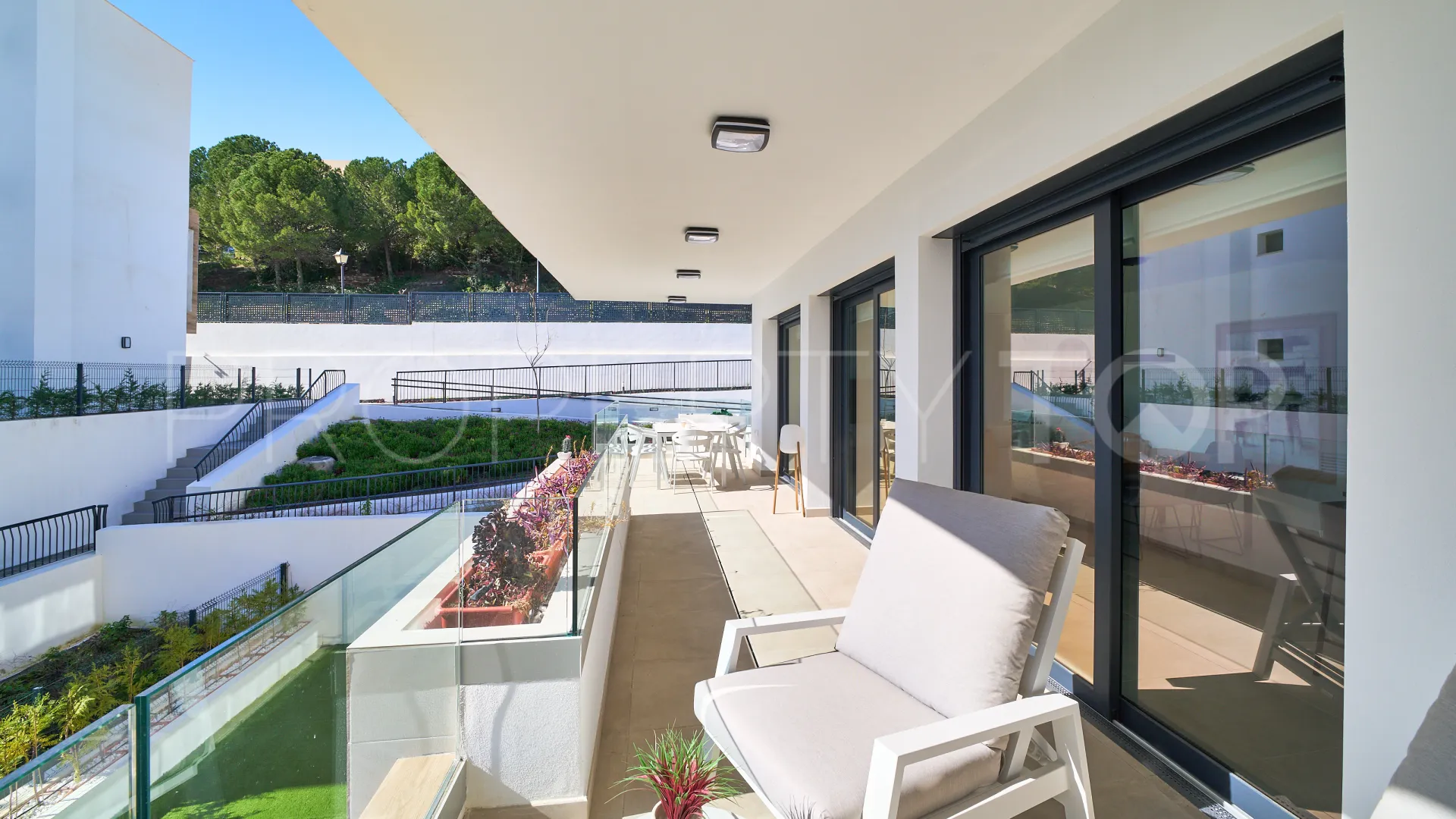 Comprar apartamento en Atalaya Golf de 3 dormitorios