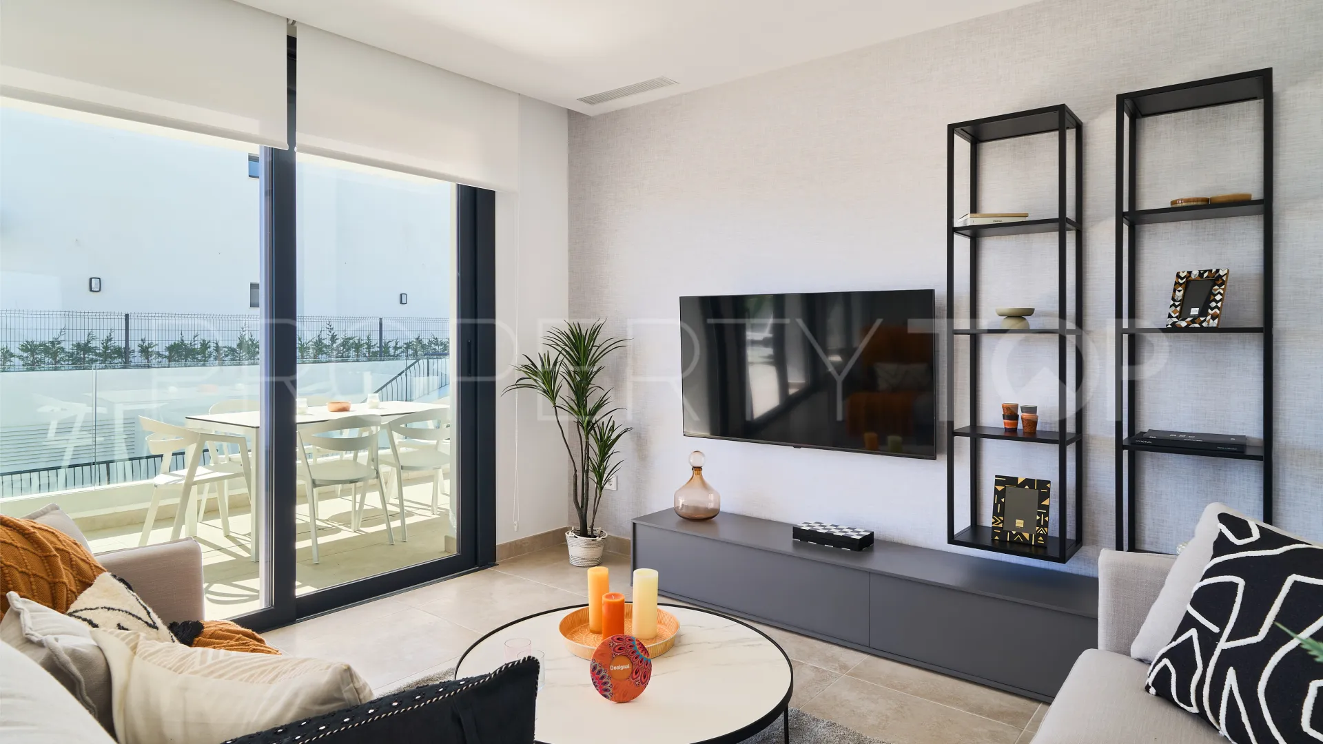 Comprar apartamento en Atalaya Golf de 3 dormitorios