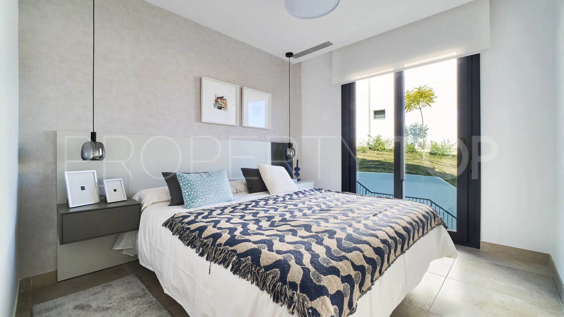 Comprar apartamento en Atalaya Golf de 3 dormitorios