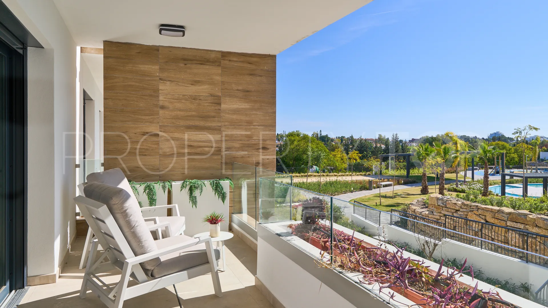Comprar apartamento en Atalaya Golf de 3 dormitorios