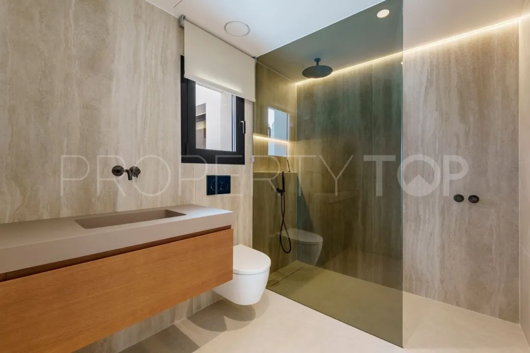 Villa a la venta en Marbella Este