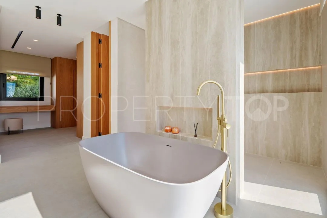 Villa a la venta en Marbella Este