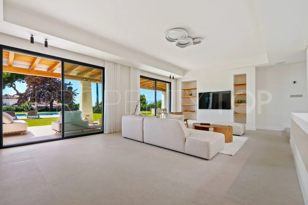 Villa a la venta en Marbella Este