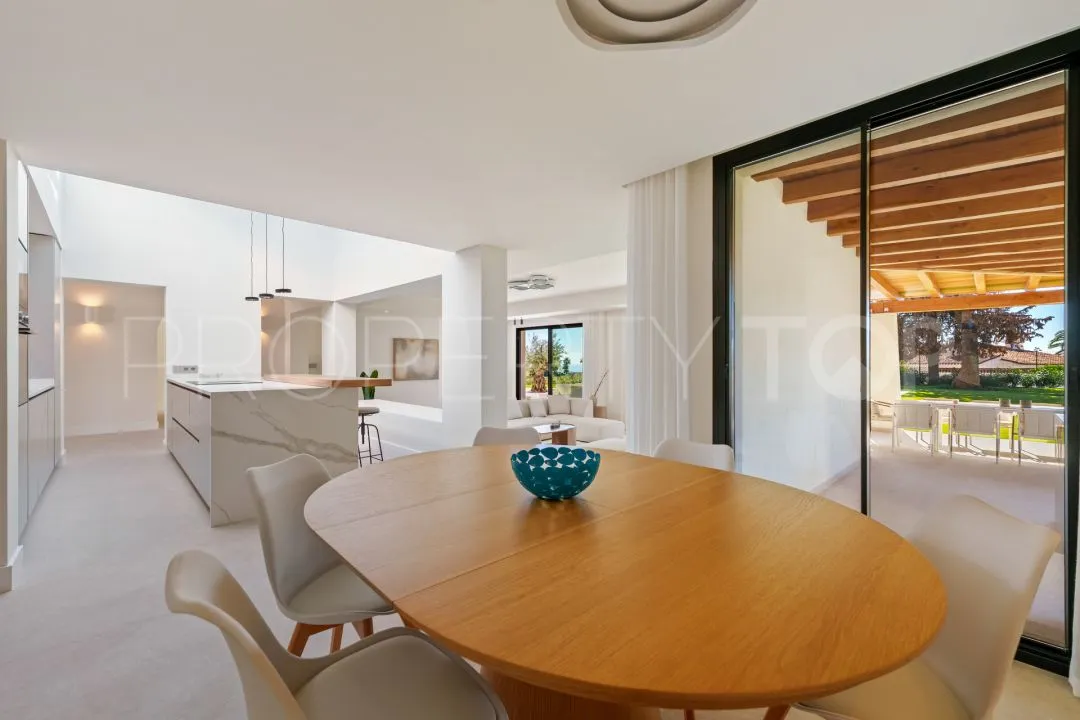 Villa a la venta en Marbella Este