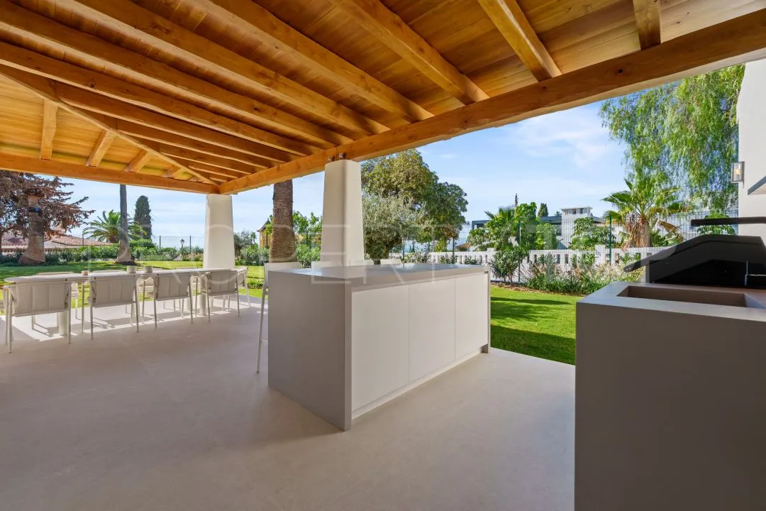 Villa a la venta en Marbella Este
