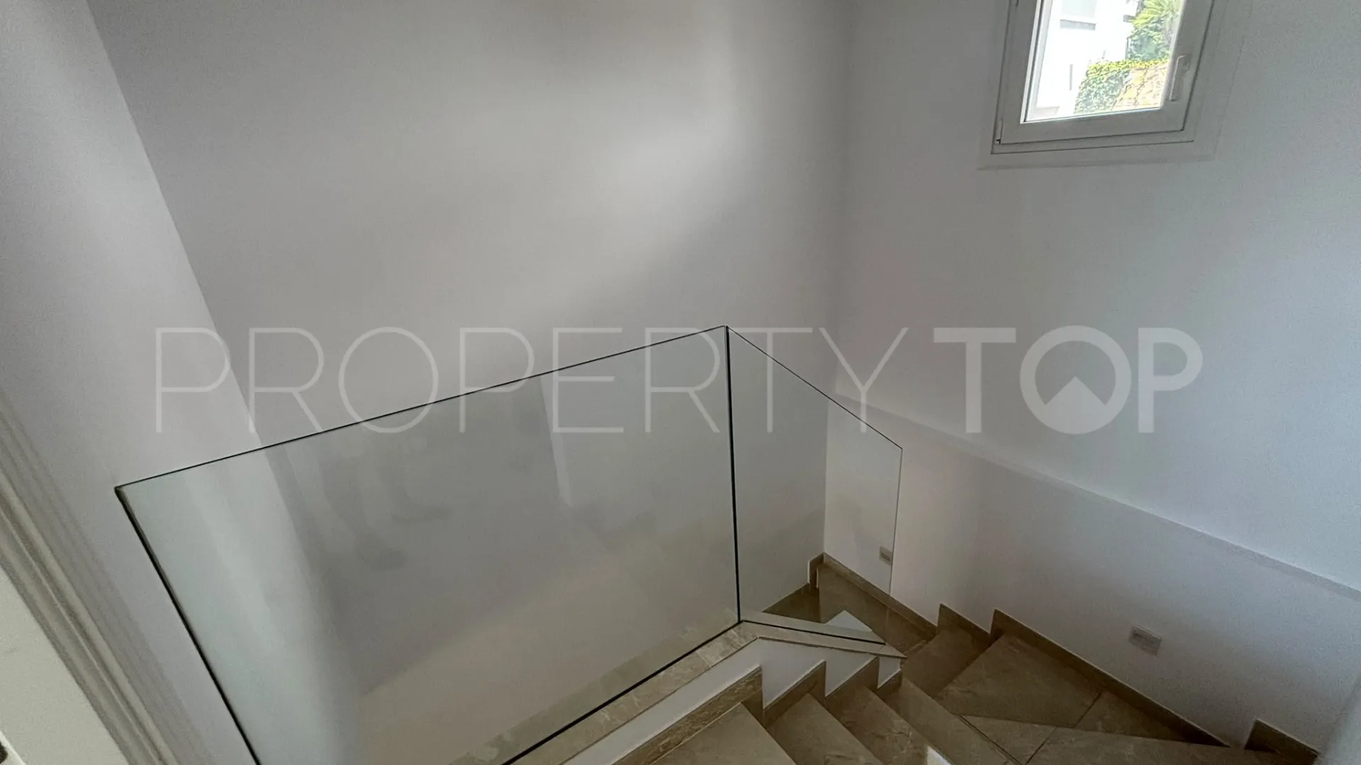 Town house for sale in Santa Clara with 4 bedrooms