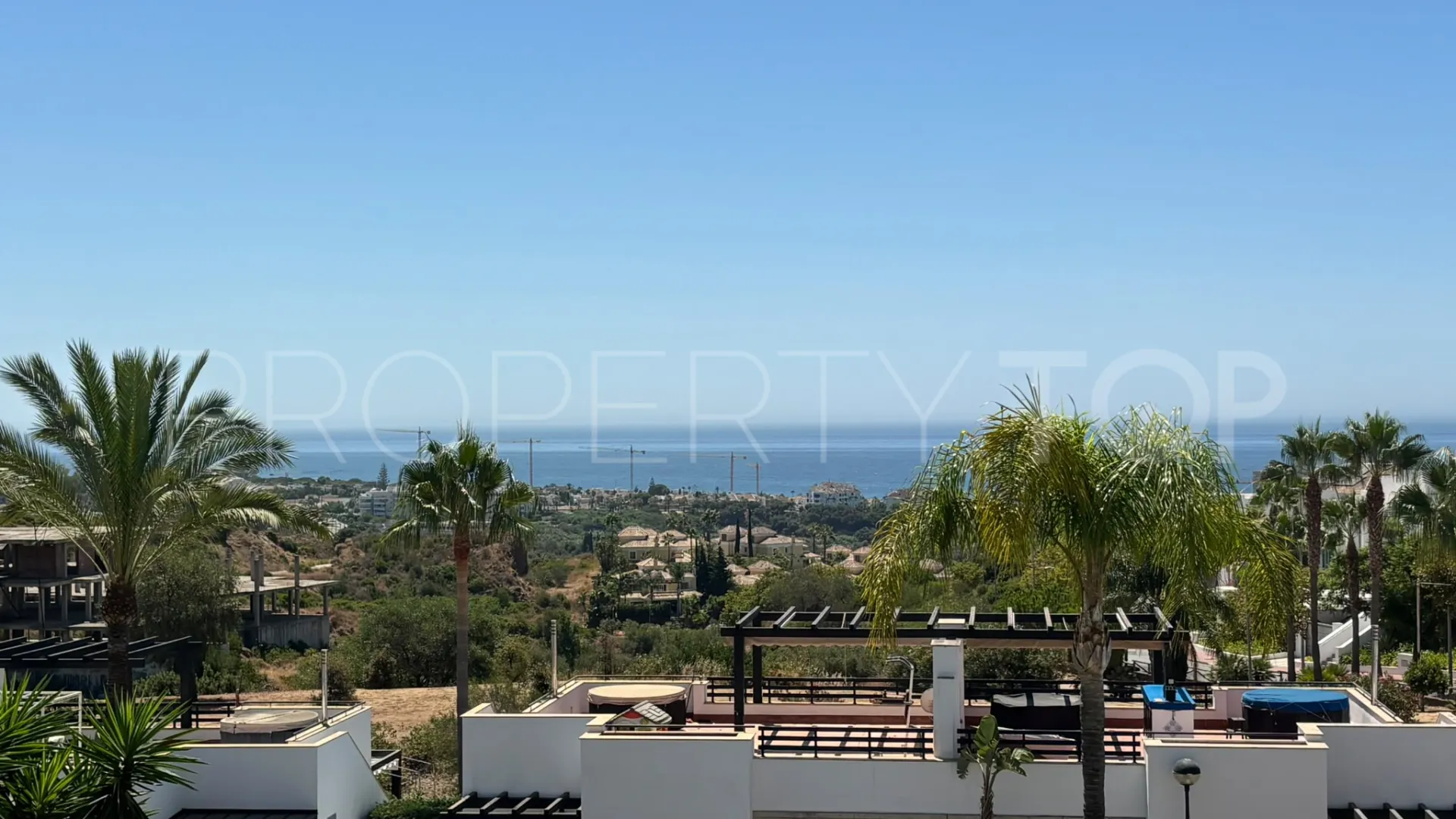 Town house for sale in Santa Clara with 4 bedrooms