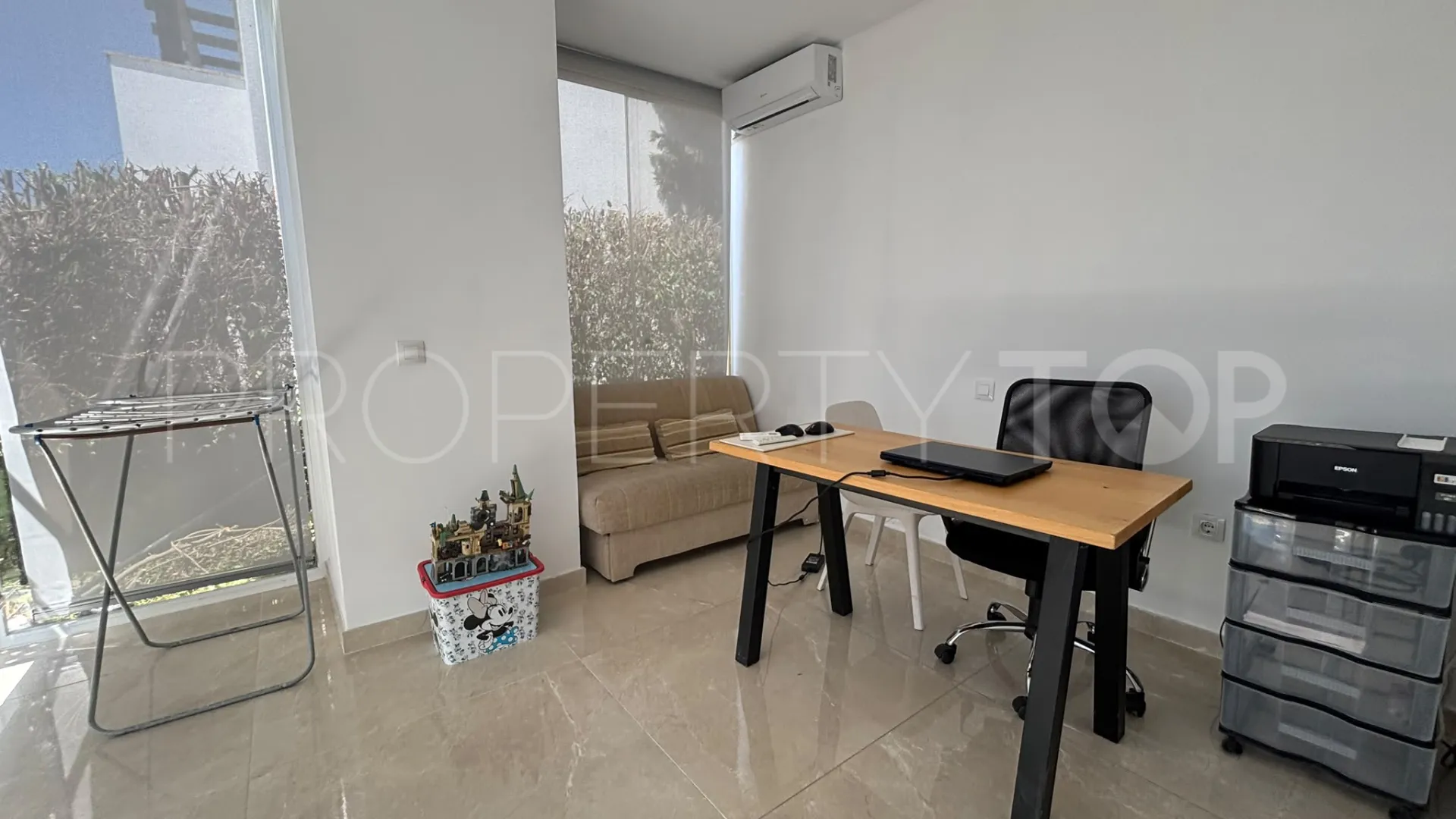 Town house for sale in Santa Clara with 4 bedrooms