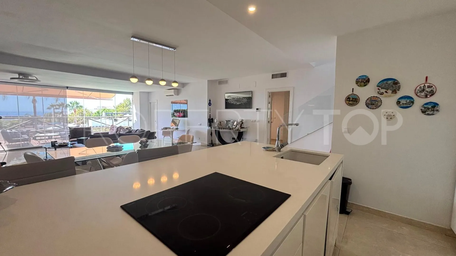 Town house for sale in Santa Clara with 4 bedrooms
