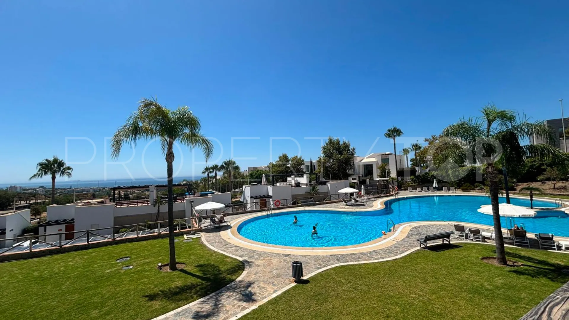 Town house for sale in Santa Clara with 4 bedrooms