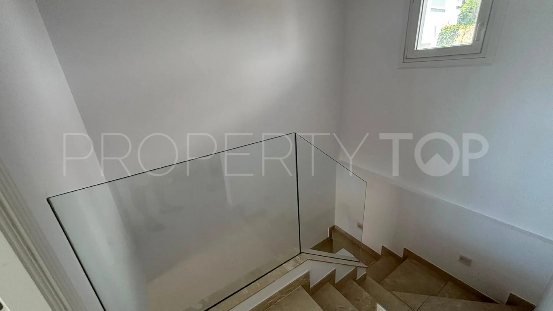 Town house for sale in Santa Clara with 4 bedrooms