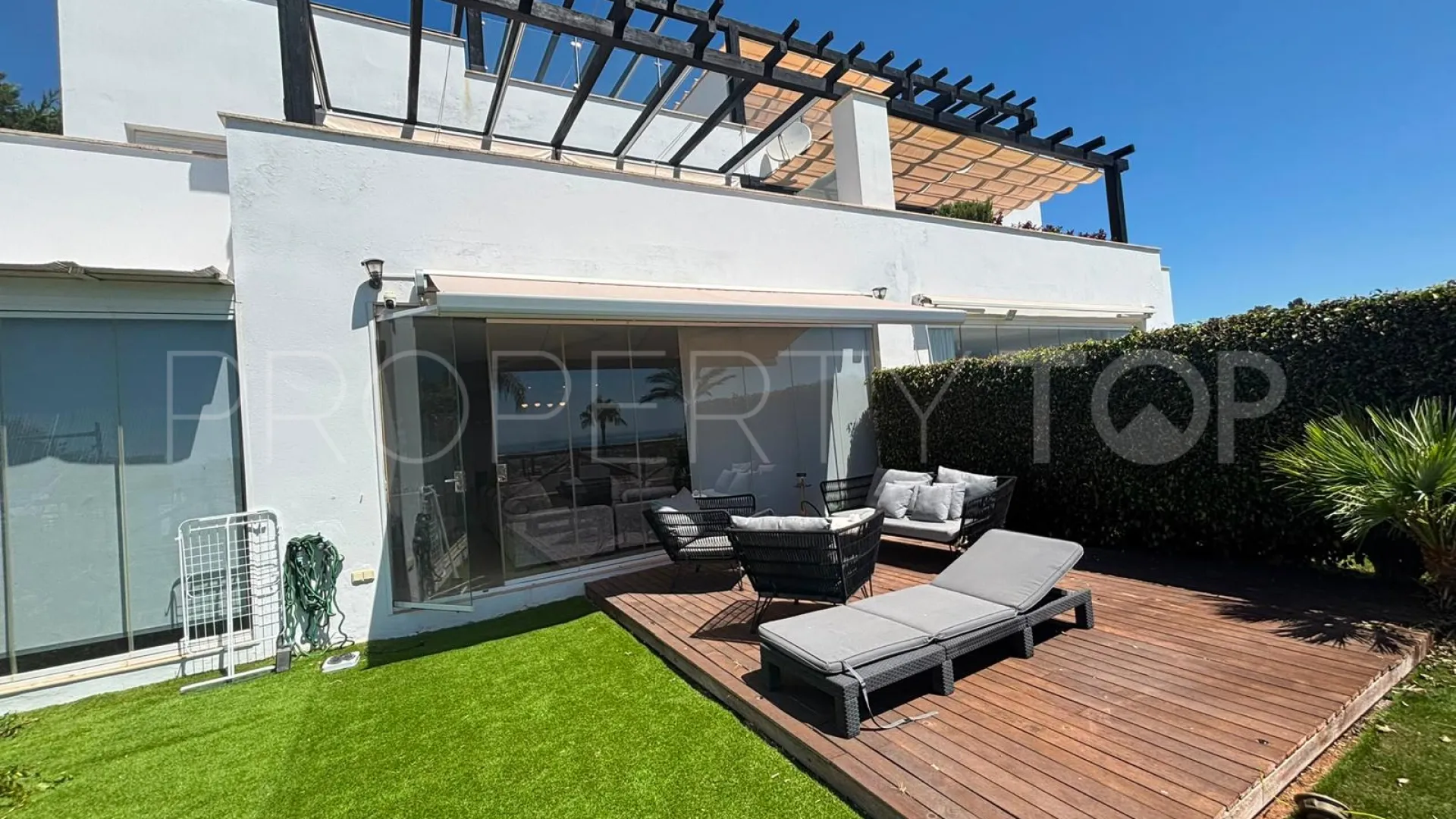 Town house for sale in Santa Clara with 4 bedrooms