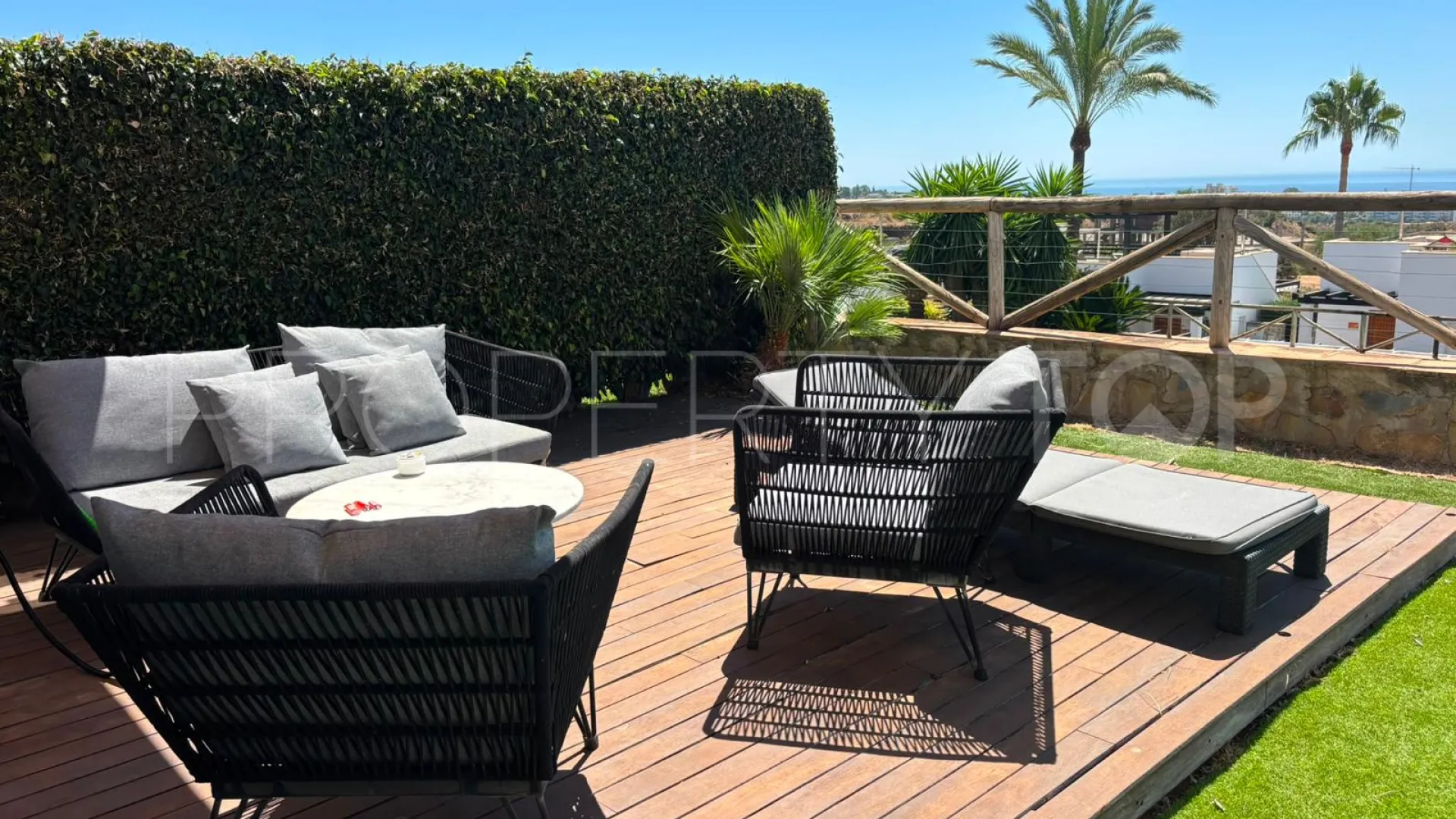 Town house for sale in Santa Clara with 4 bedrooms