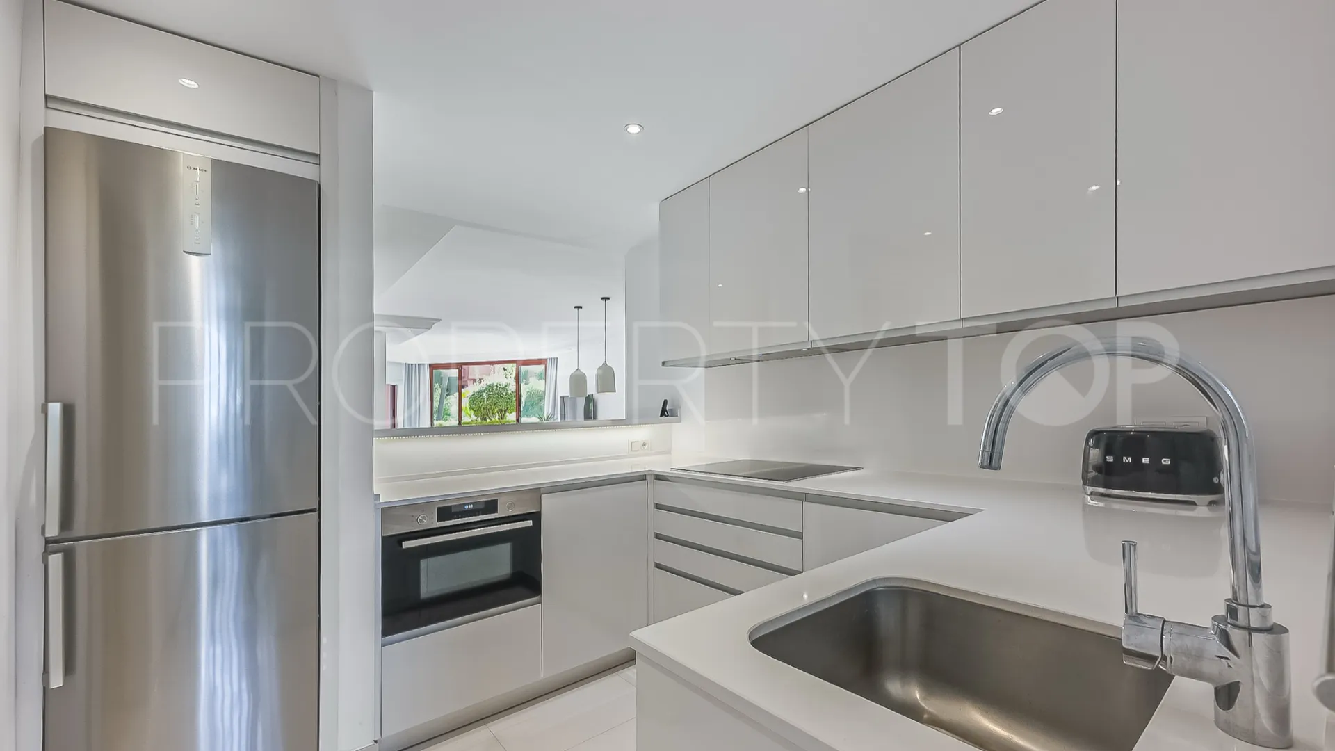 2 bedrooms ground floor apartment in Menara Beach for sale
