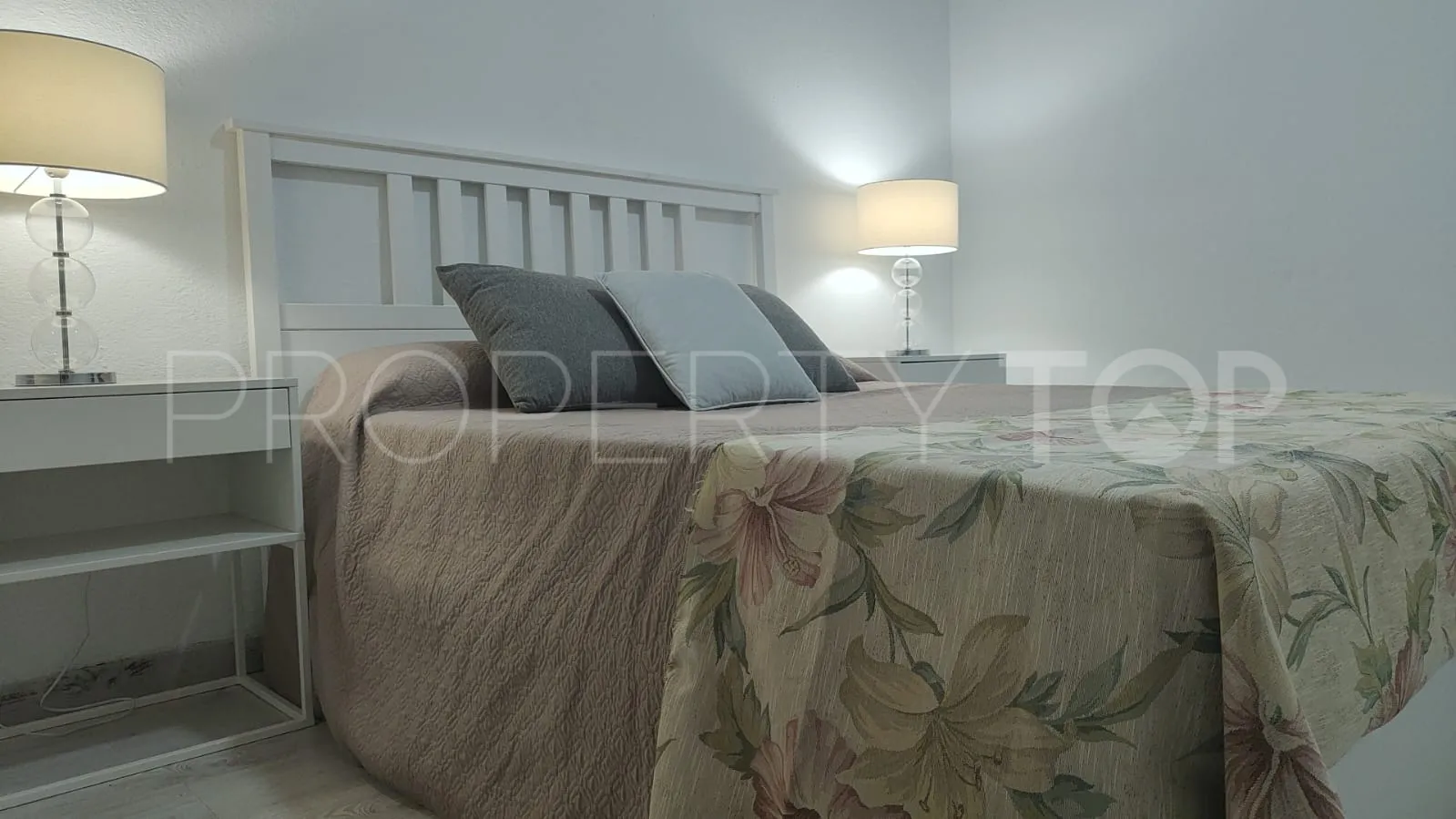 For sale 1 bedroom apartment in Marbella - Puerto Banus