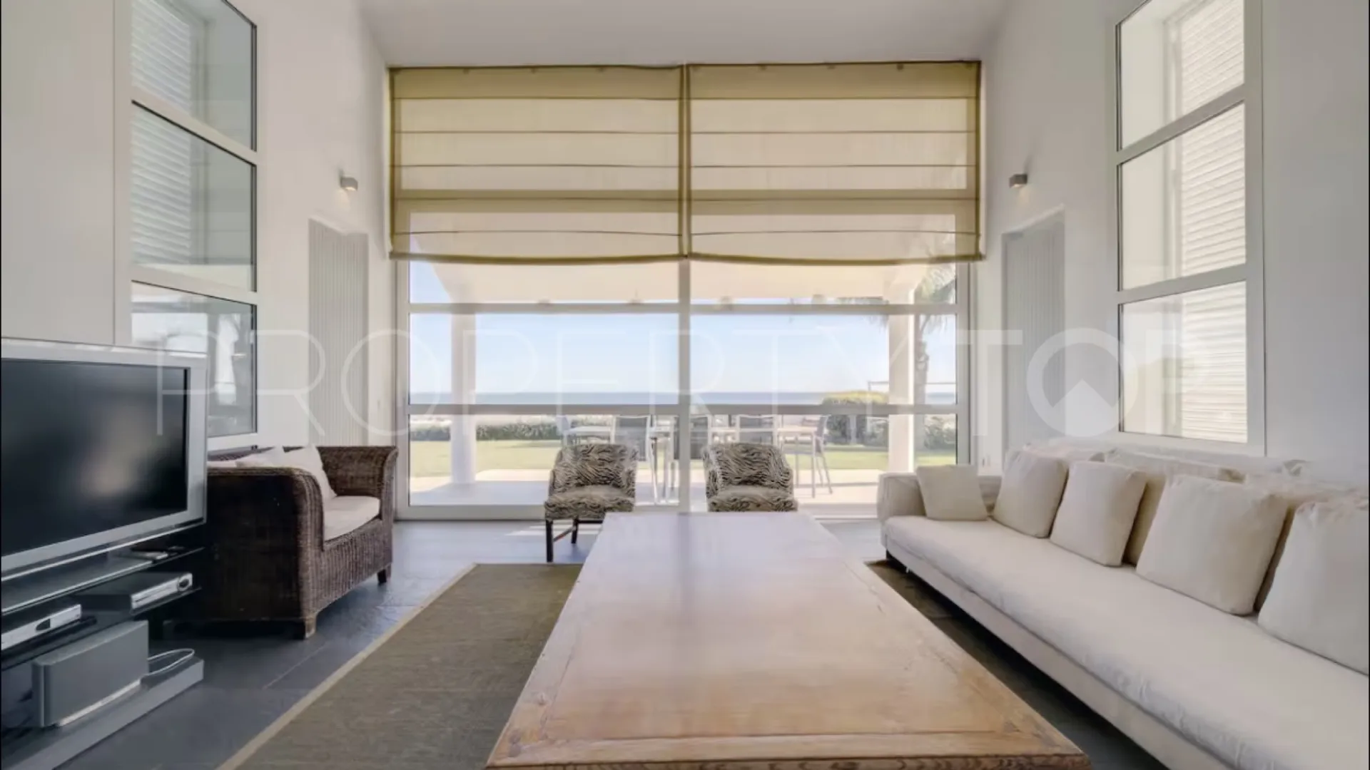 Comprar villa en Manilva