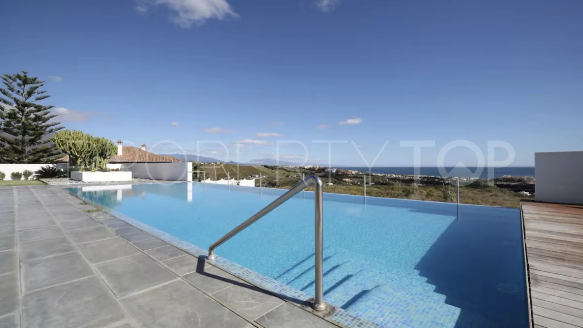 Comprar villa en Manilva