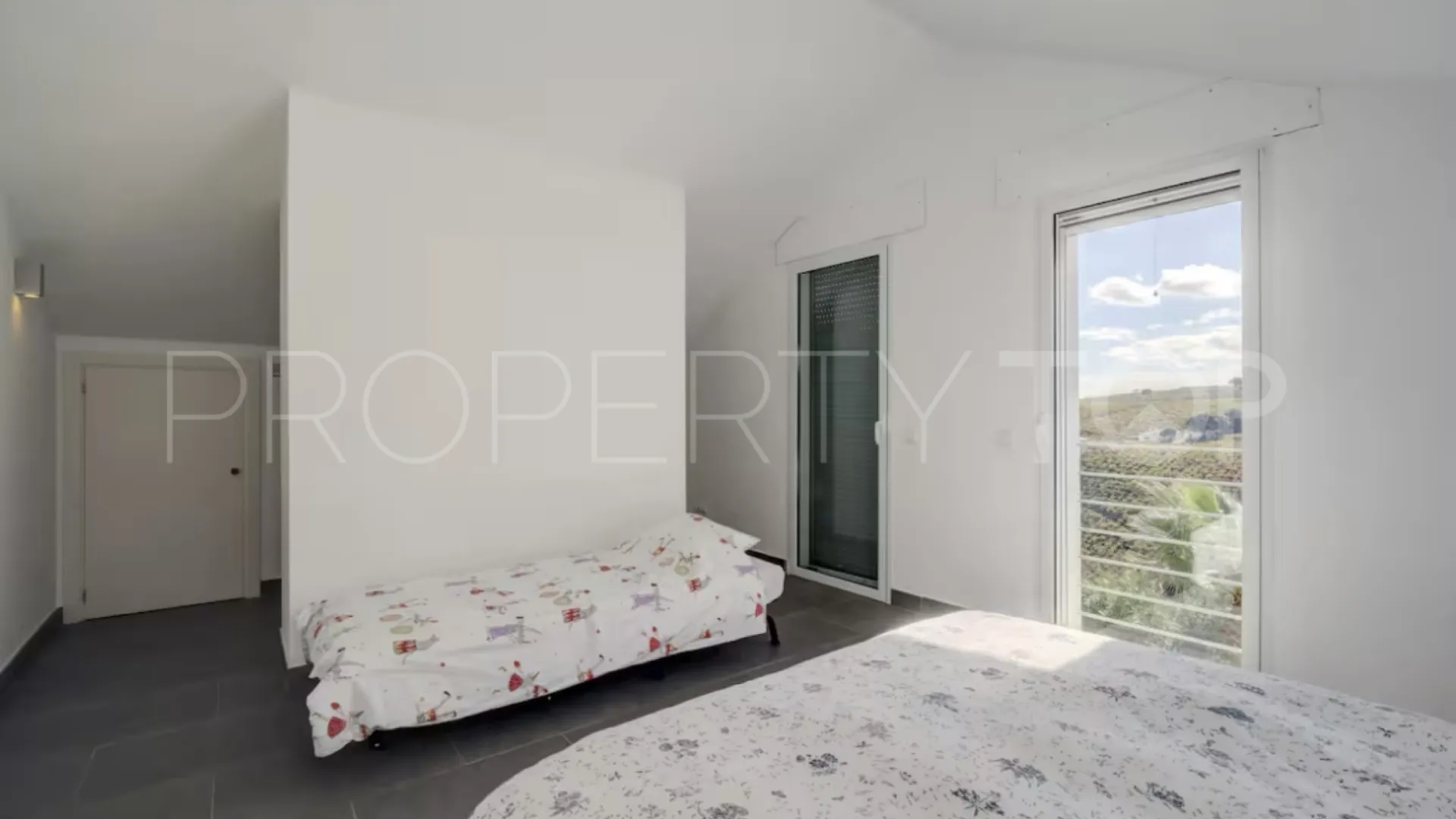 Comprar villa en Manilva