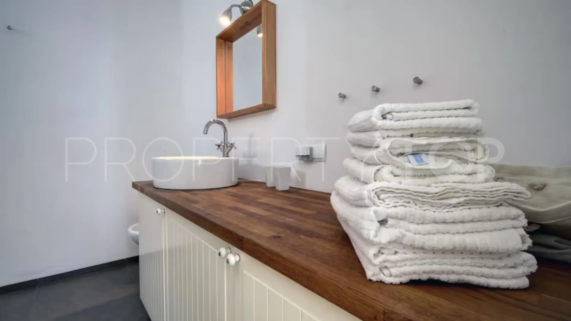 Comprar villa en Manilva