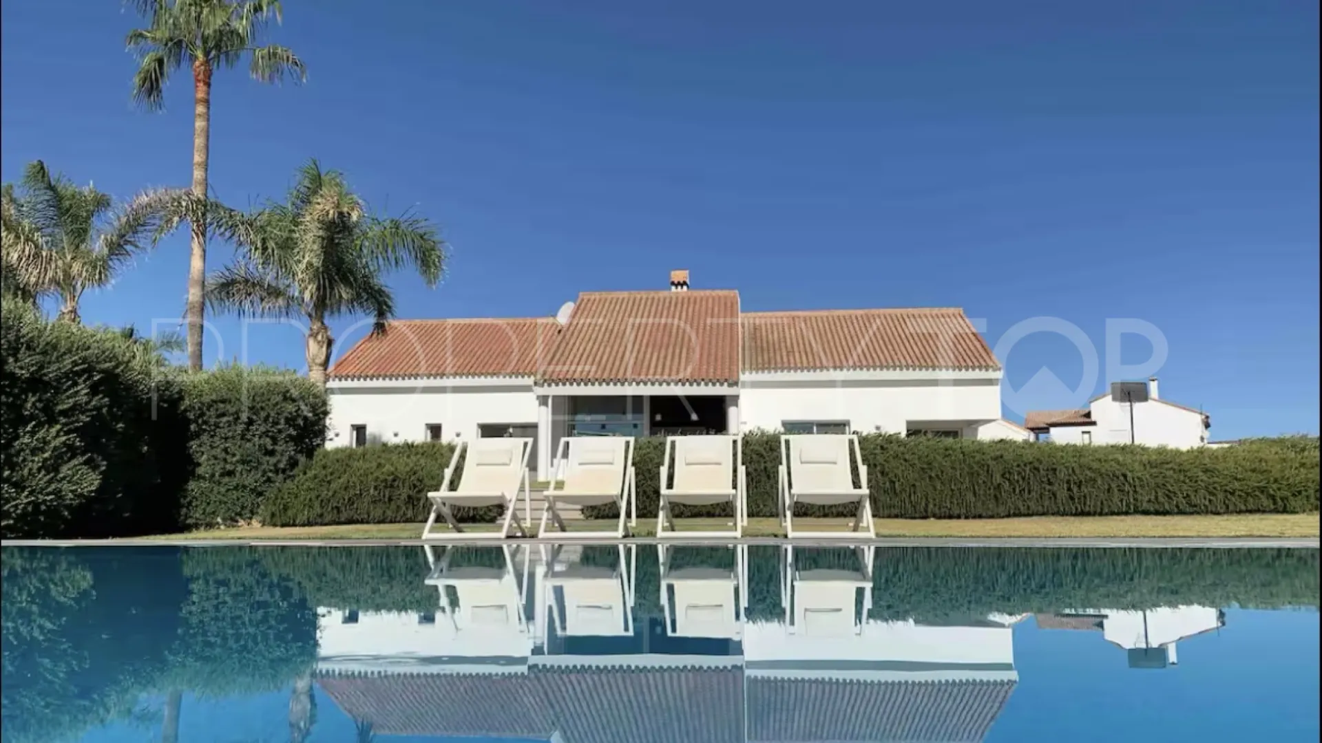 Comprar villa en Manilva