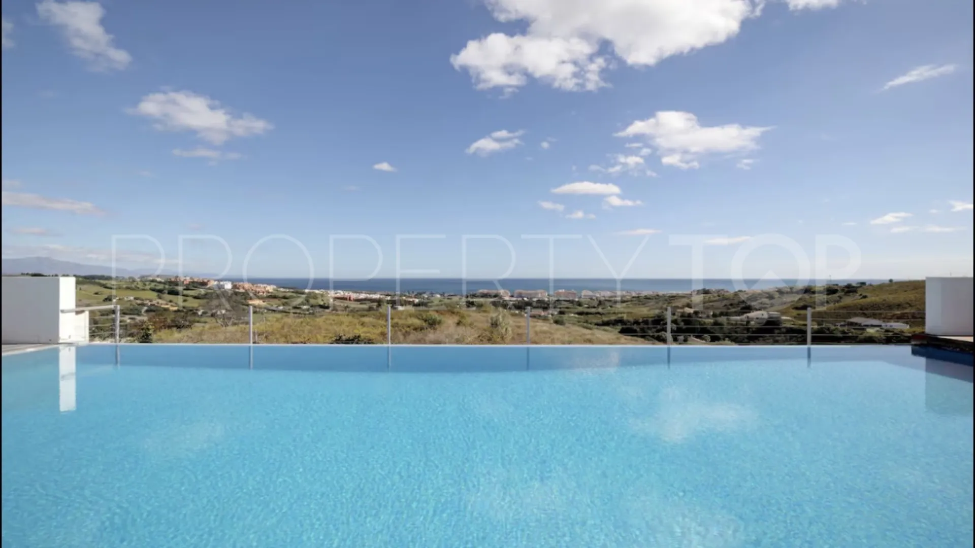 Comprar villa en Manilva