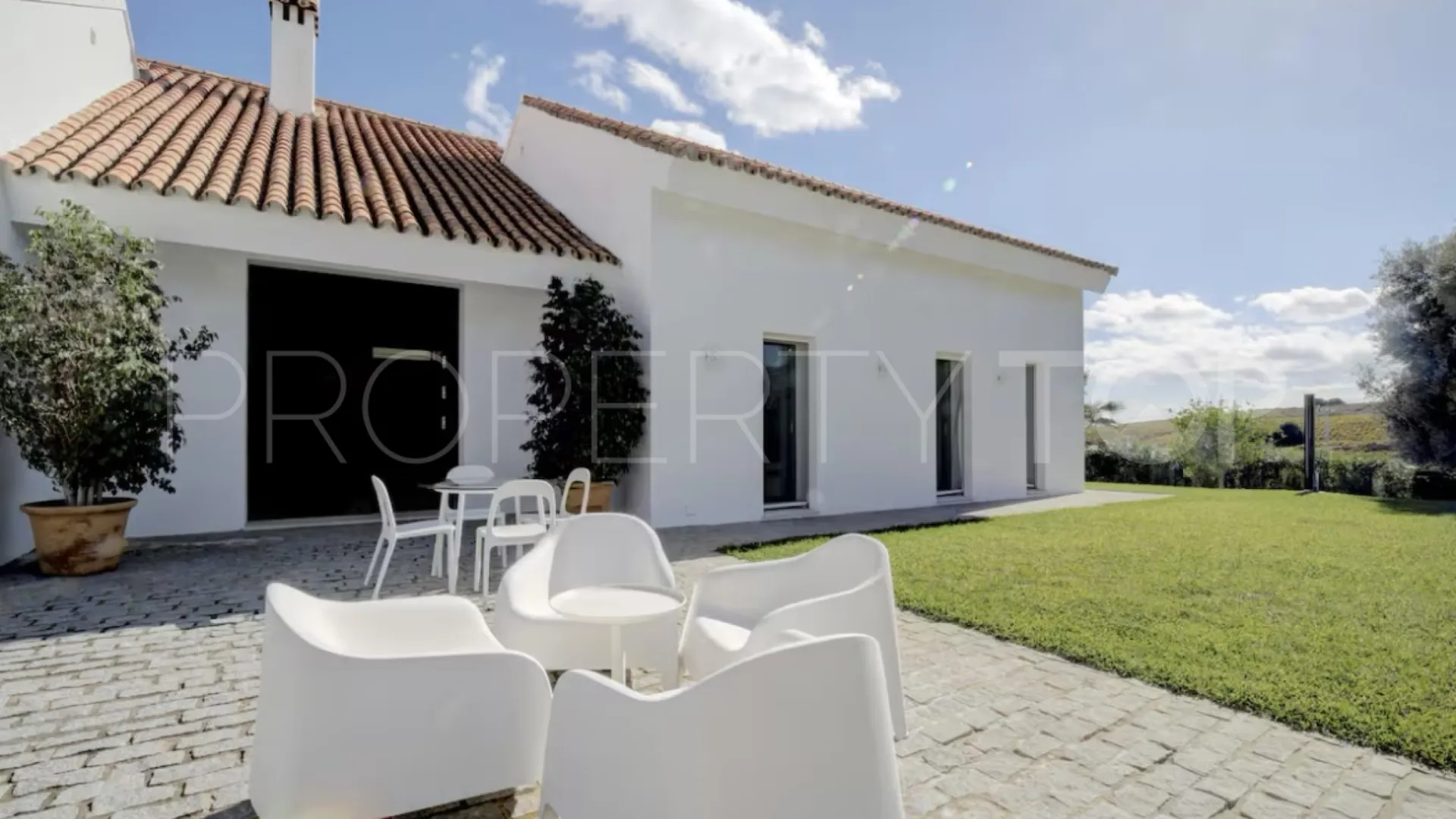 Comprar villa en Manilva