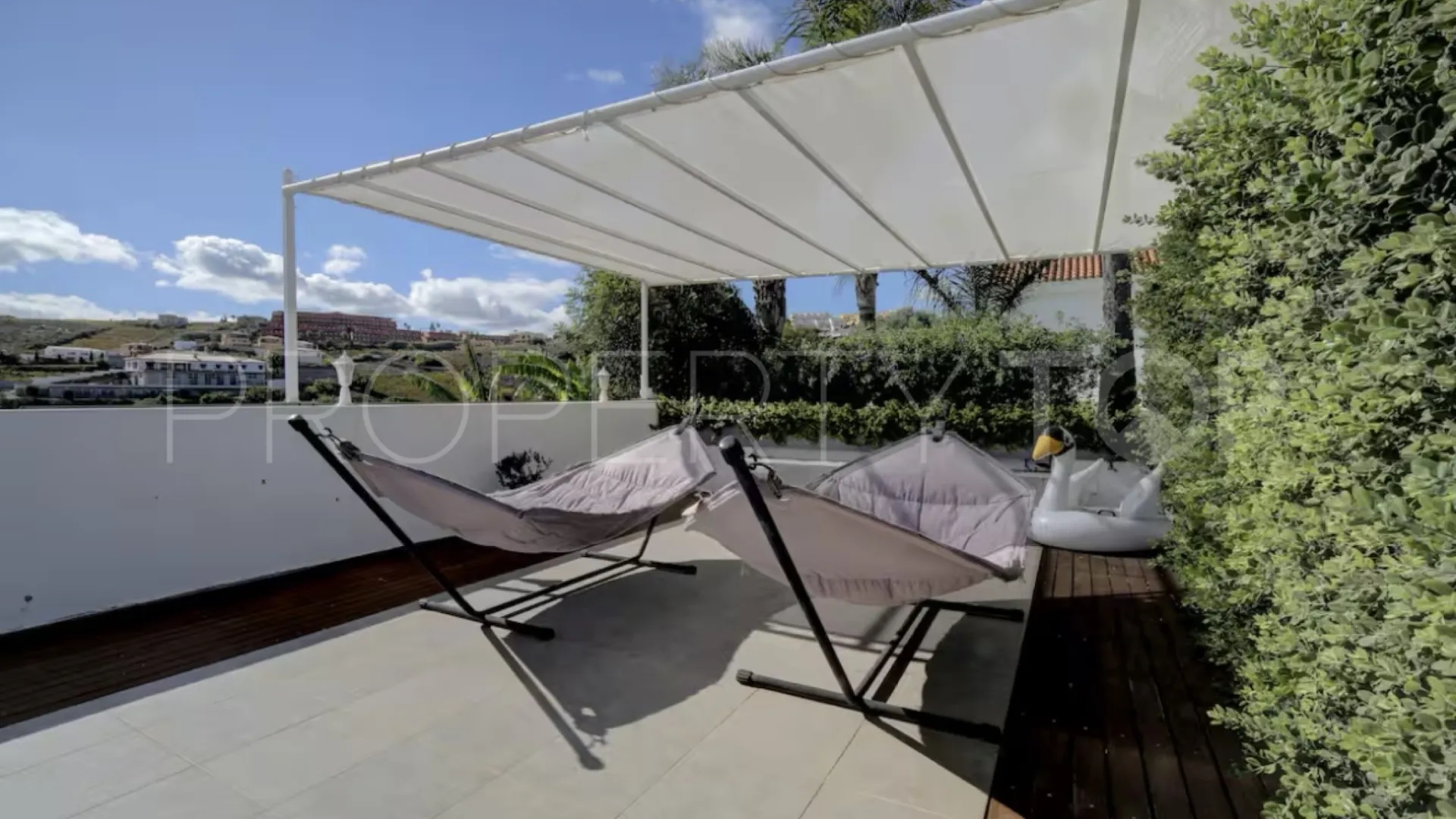 Comprar villa en Manilva