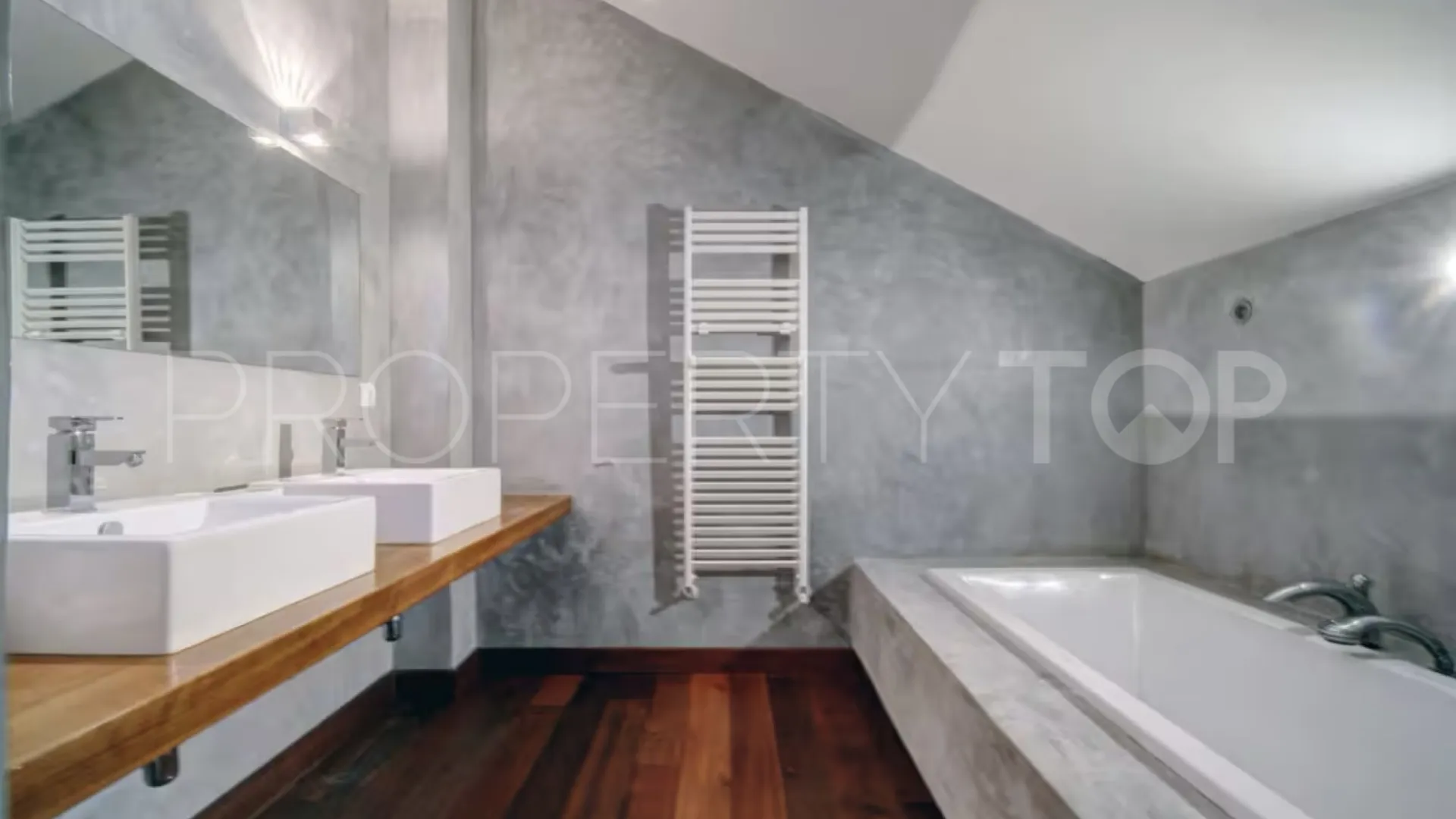 Comprar villa en Manilva