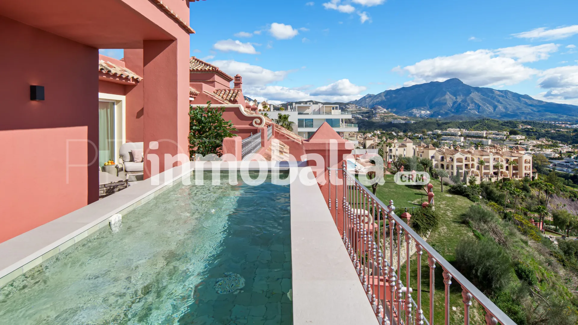 Atico duplex en venta en Monte Halcones