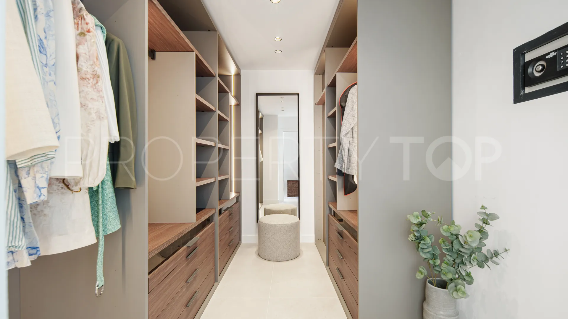 Atico duplex en venta en Monte Halcones