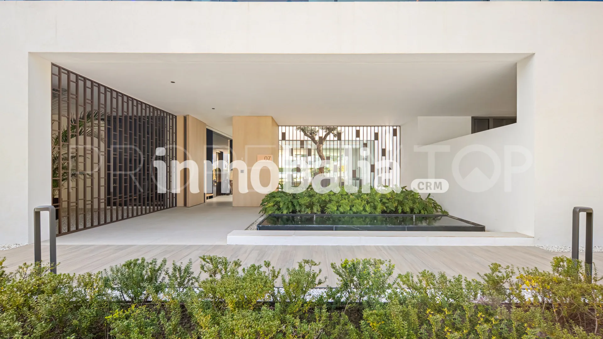 Marbella Golden Mile 3 bedrooms semi detached villa for sale