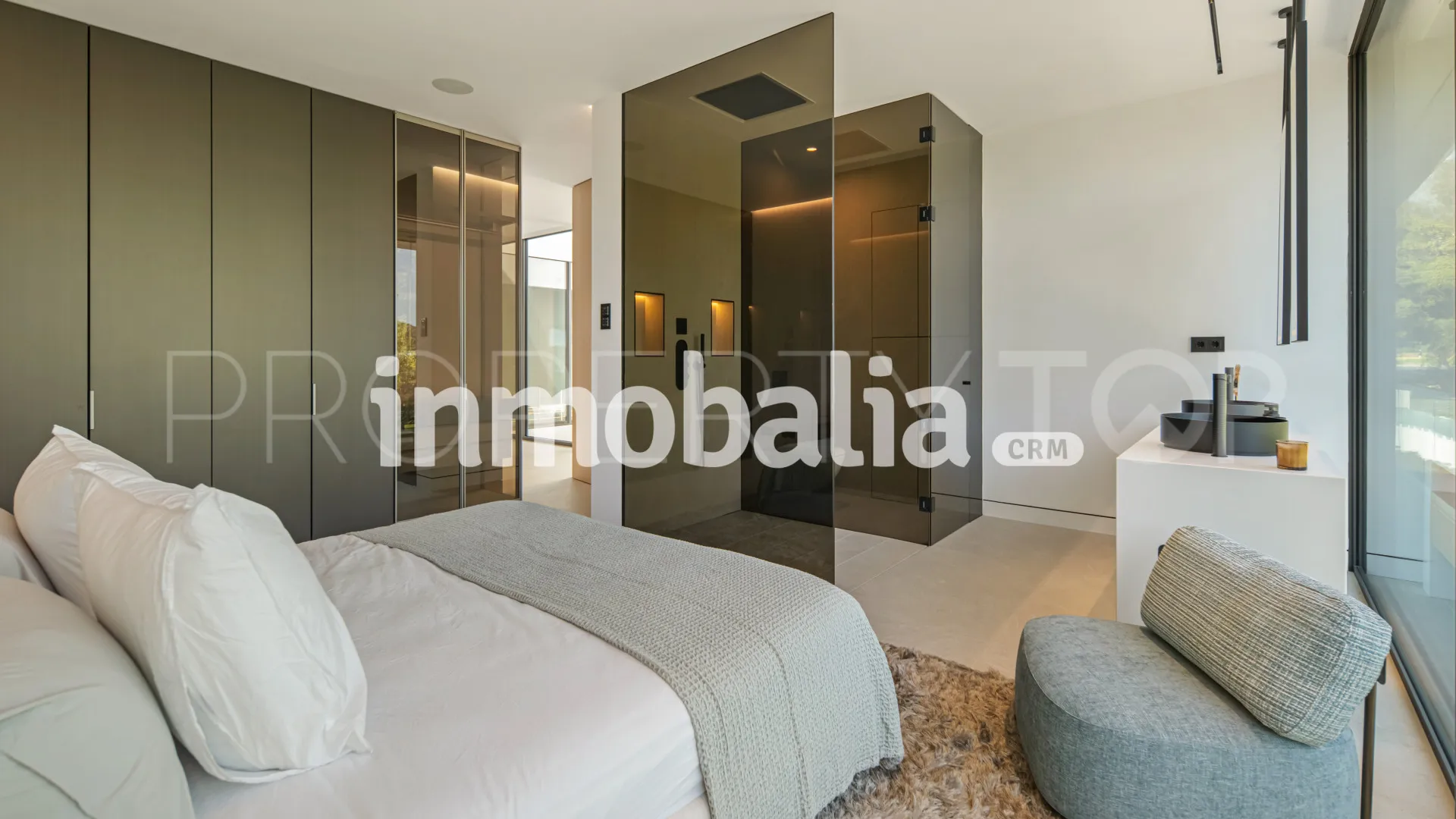 Marbella Golden Mile 3 bedrooms semi detached villa for sale