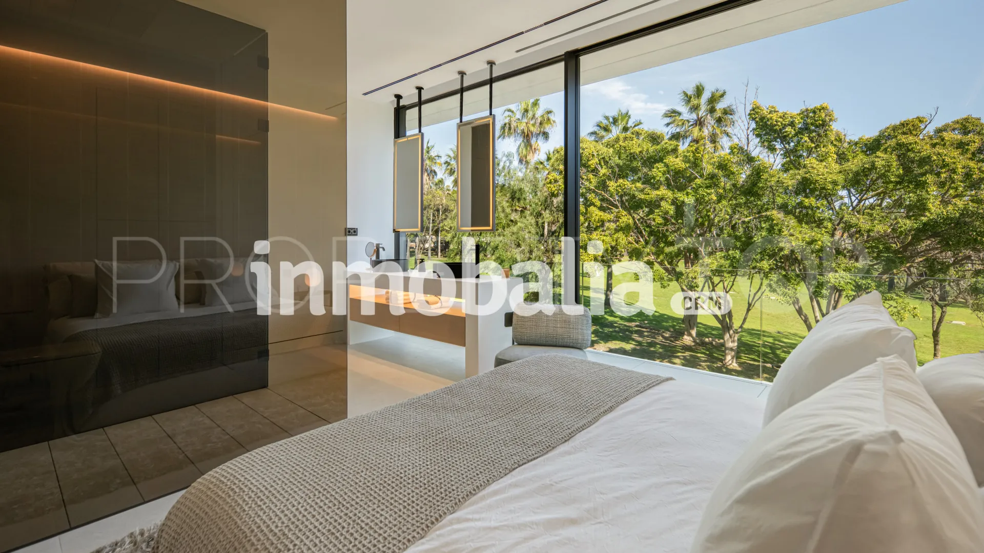 Marbella Golden Mile 3 bedrooms semi detached villa for sale