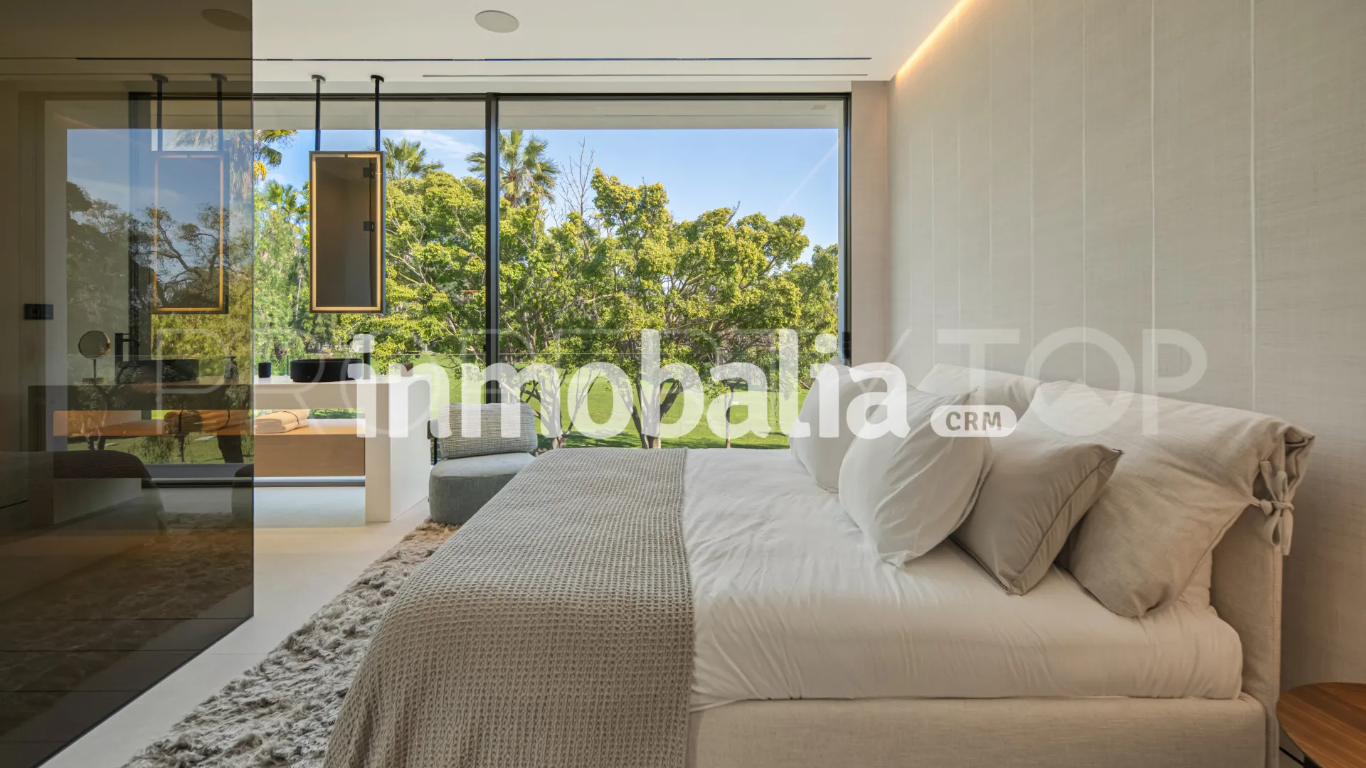 Marbella Golden Mile 3 bedrooms semi detached villa for sale
