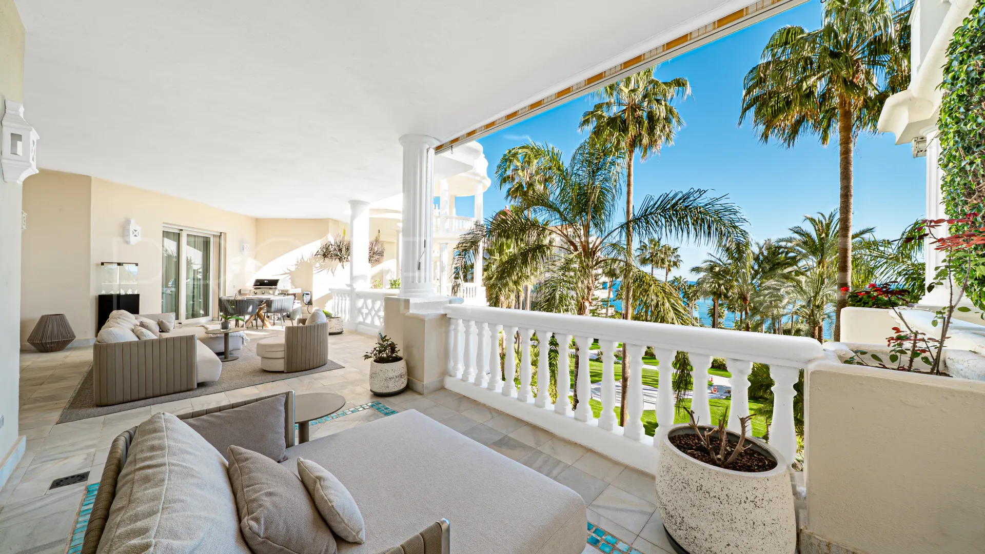 Las Dunas Park apartment for sale