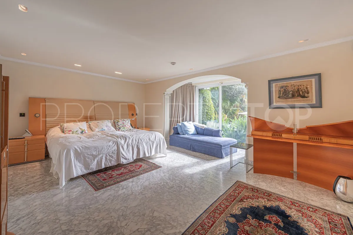 For sale villa with 4 bedrooms in Nagüeles