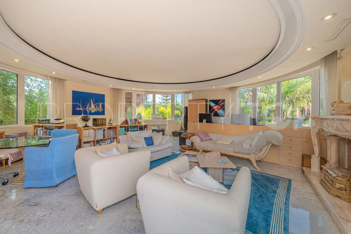 For sale villa with 4 bedrooms in Nagüeles