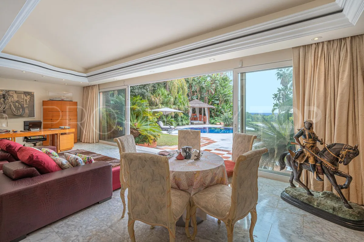 For sale villa with 4 bedrooms in Nagüeles