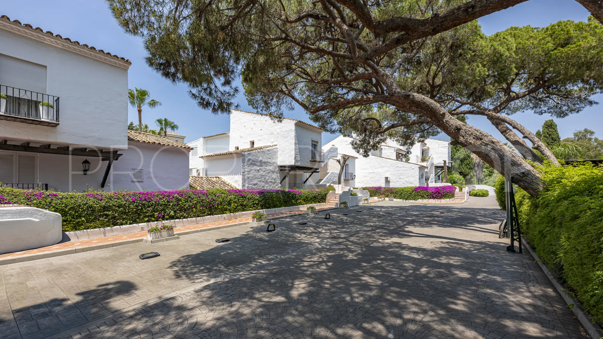 Duplex penthouse for sale in Marbella - Puerto Banus